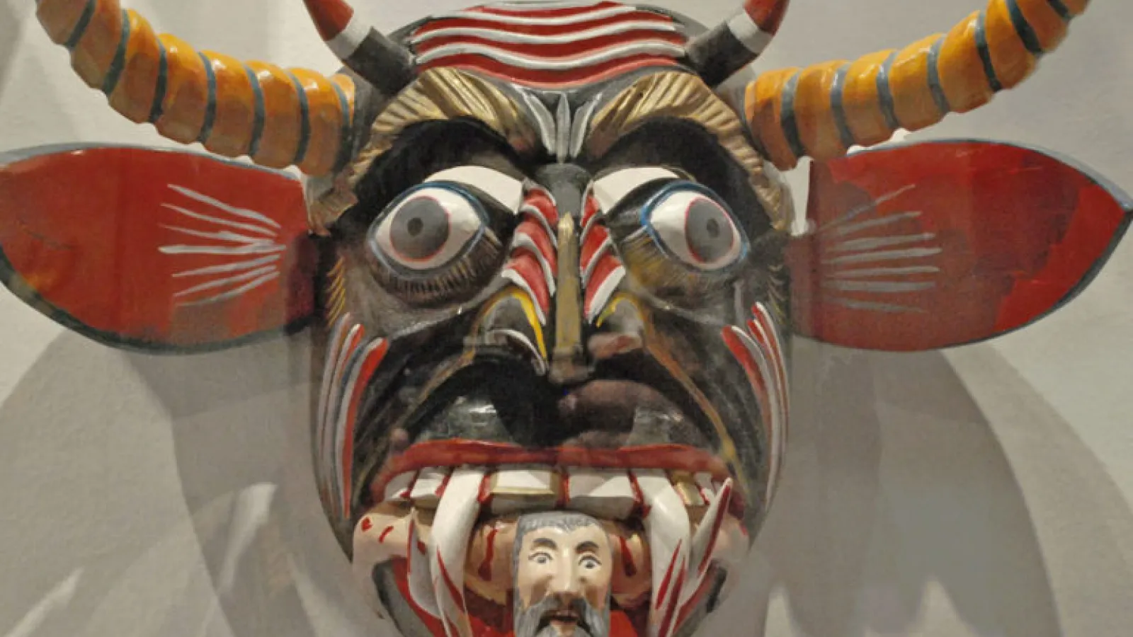 Image of a Latin American Devil mask