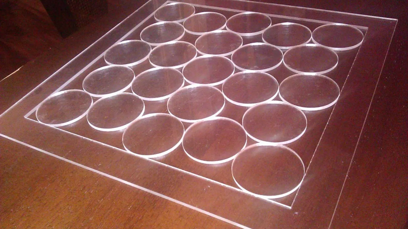 Mathematical circles puzzle by Matt Kahle