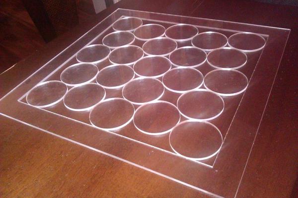 Mathematical circles puzzle by Matt Kahle